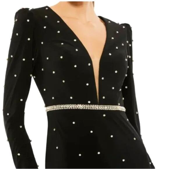 Mac Duggal NWT Size 8 Black Maxi 67874 Jeweled Plunge V Neck Long Sleeve Gown - Picture 2 of 16